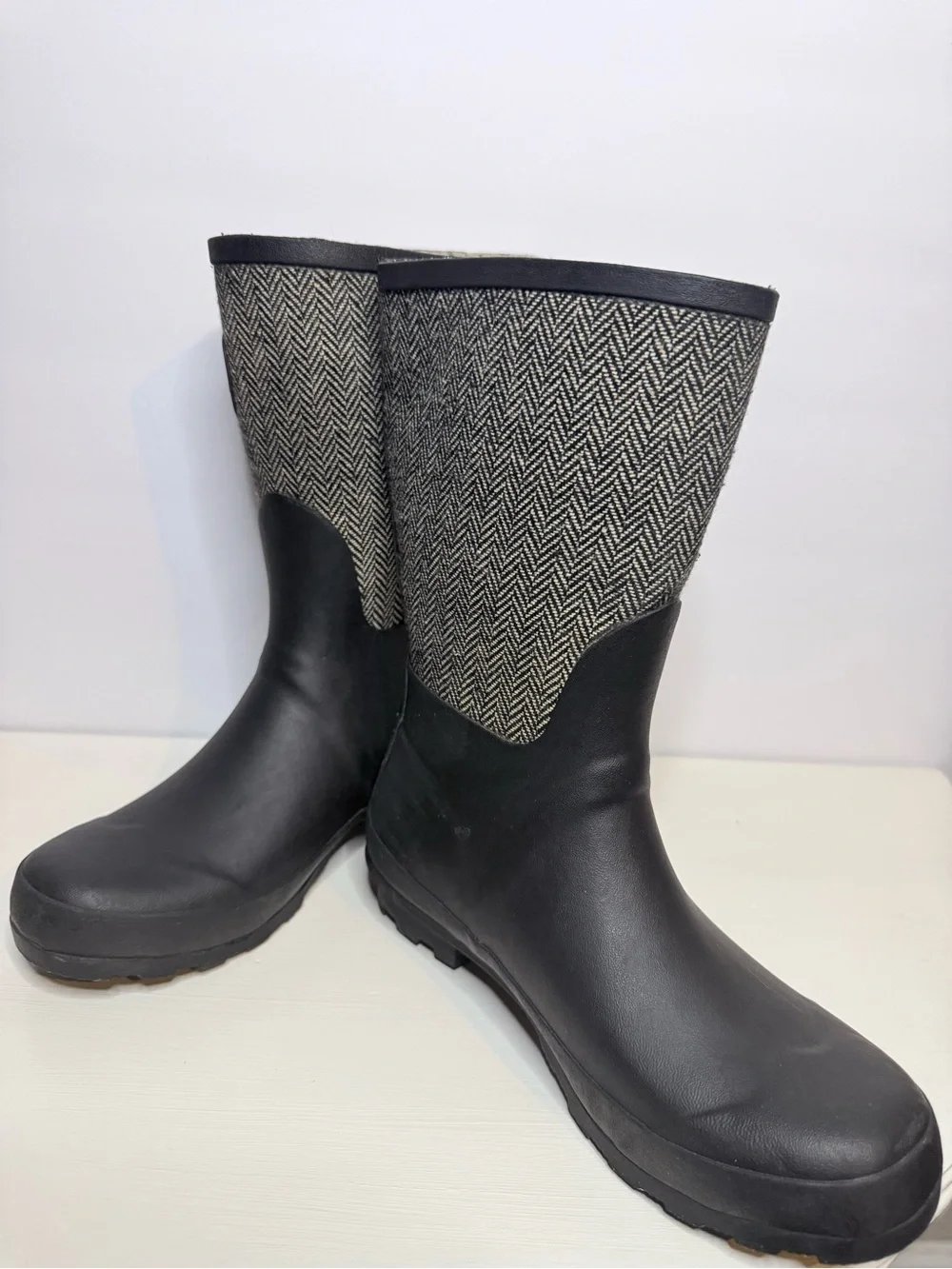 Chooka Waterproof Herringbone Rain Boots Black Buckle Size 6